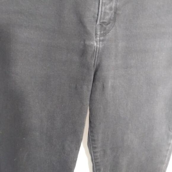 Levi's 512 Perfectly Slimming Black Skinny Jeans Size 6 - Picture 7 of 7